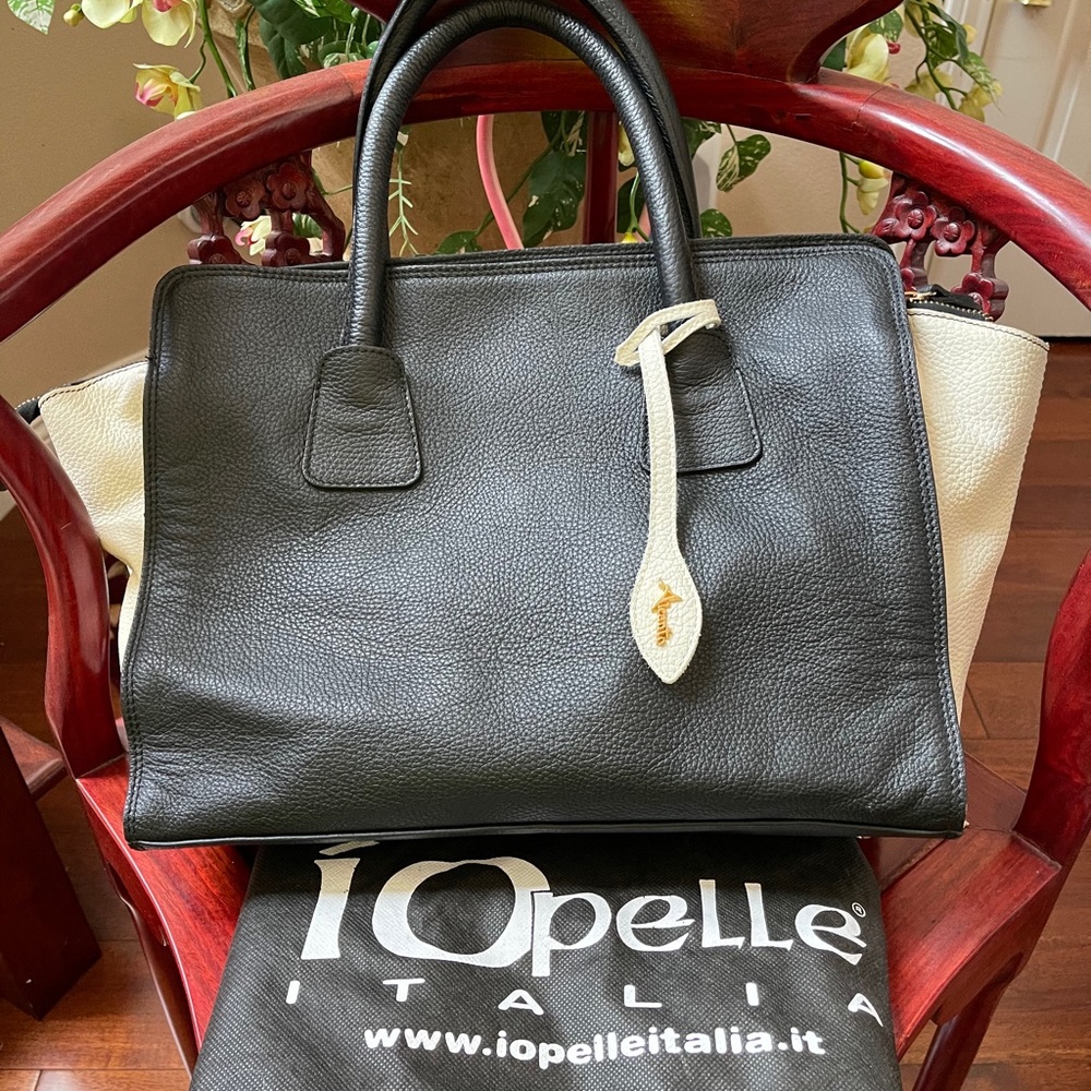 Authentic ALEANTO Collezioni Pebbled Leather